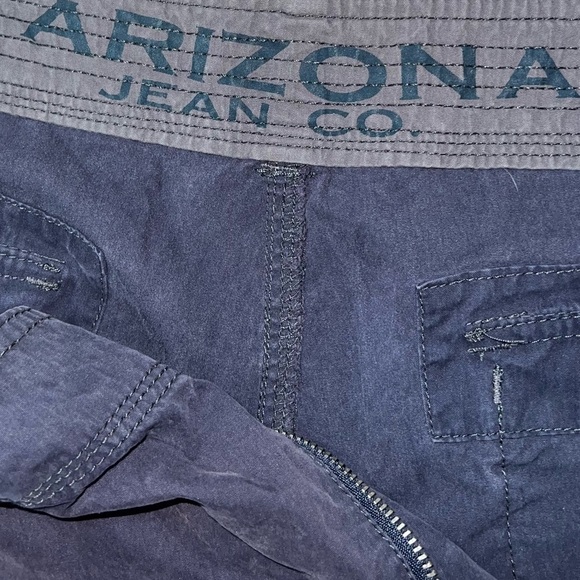 Arizona Jean company- Navy shorts - Picture 4 of 5
